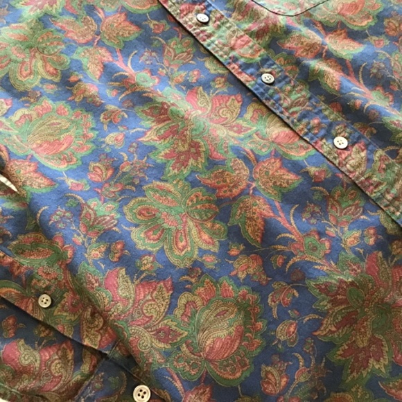 Vintage Banana Republic Safari & Travel Clothing Co Shirt - Picture 6 of 8